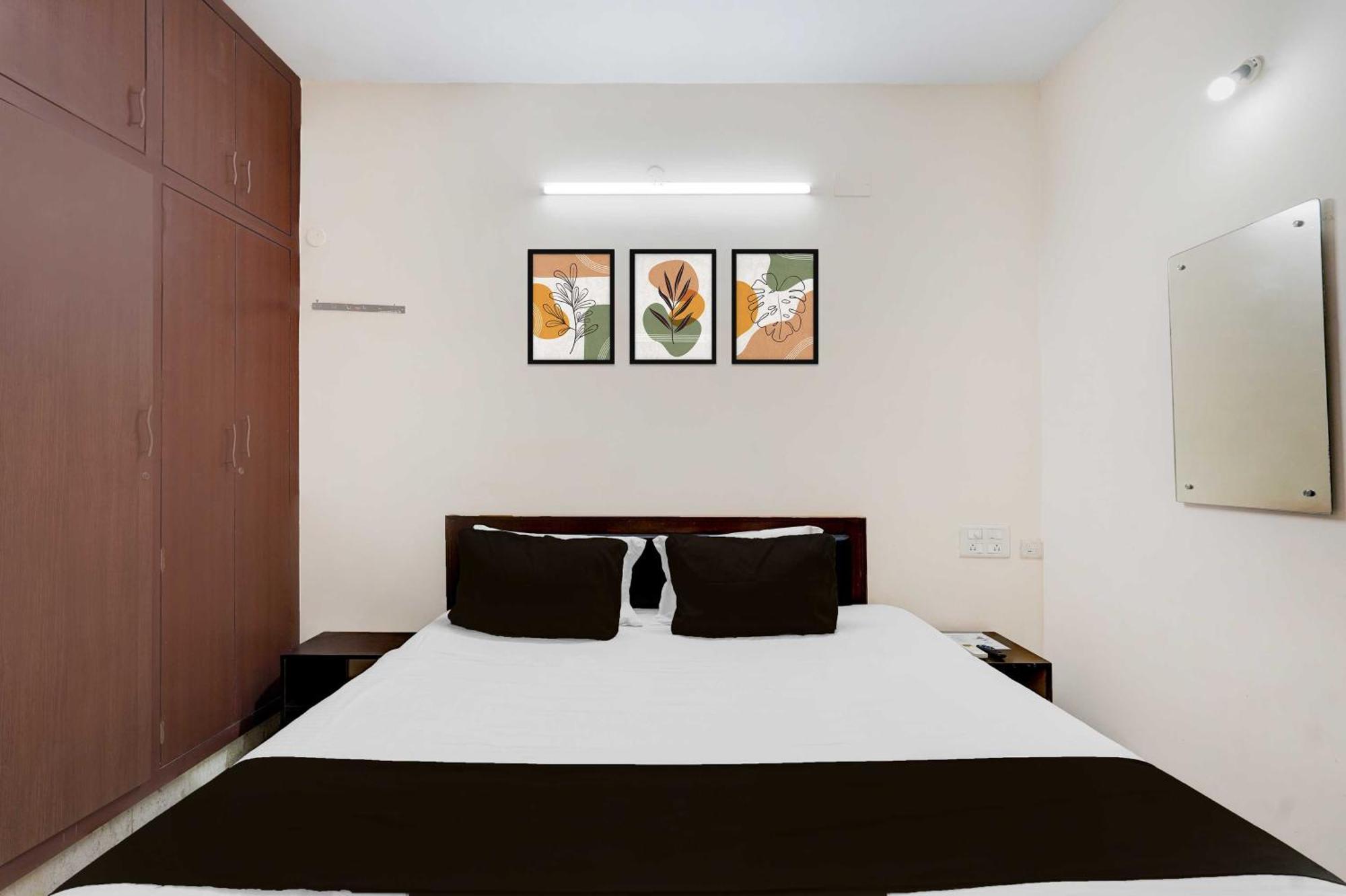 Townhouse Oak Pallikarani Near Balaji Dental College 4* Chennai